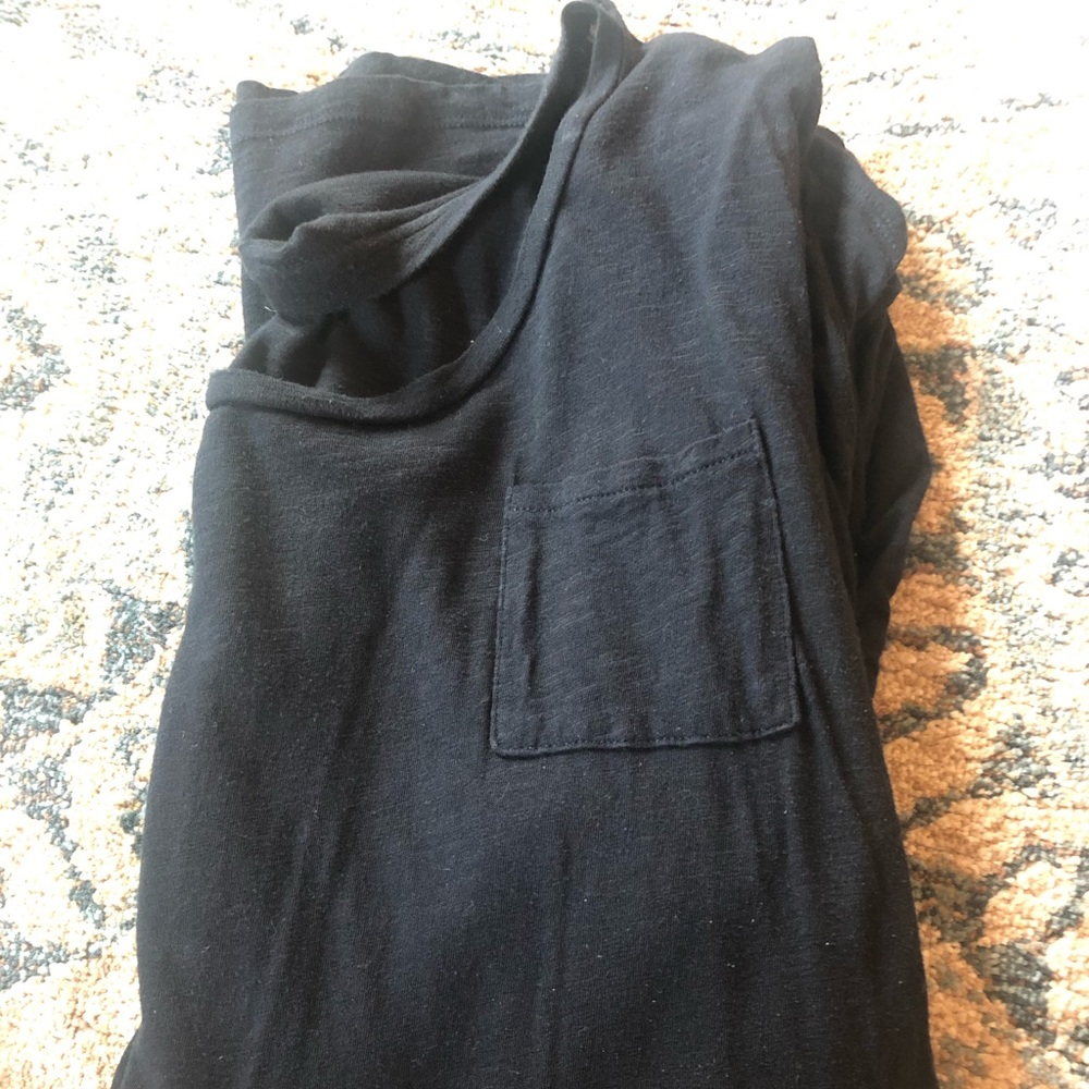 2x maternity top- old navy